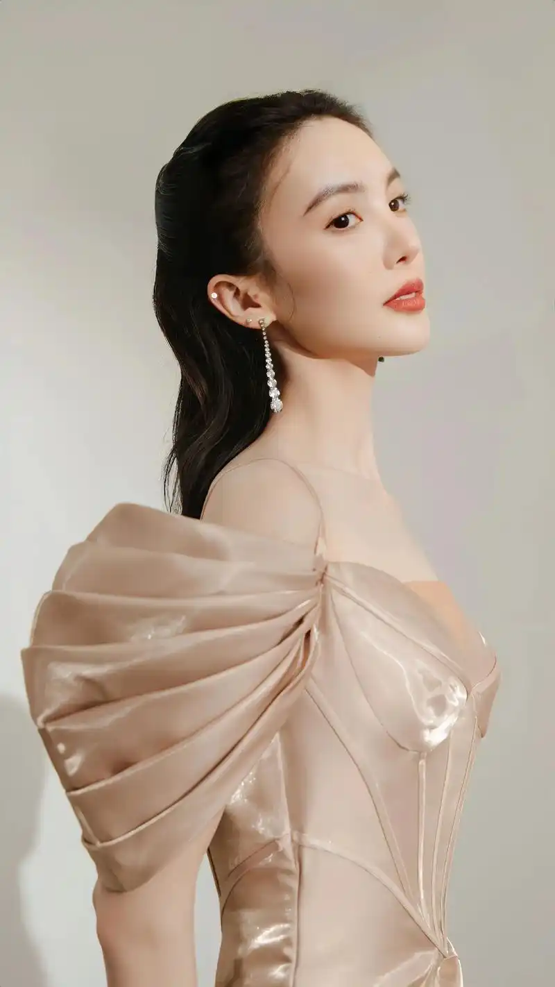 明星壁纸 #金晨 #美女壁纸 #明星图片 - 抖音