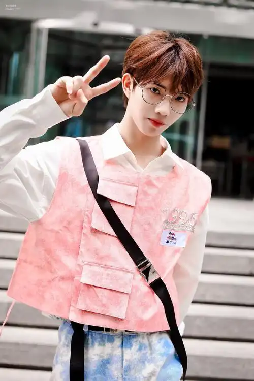 郑星源或许有人关注着