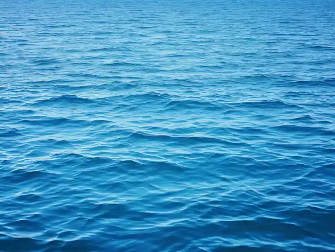 平静的蓝色海面海洋海海水电脑壁纸风景世界海洋日