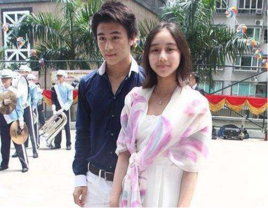 赌王逝世后小女儿第一次出现,和陈凯歌儿子聚会,外貌和父亲很像