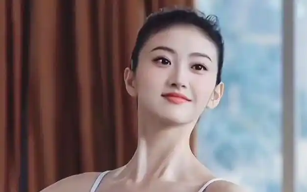 景甜年轻时候颜值真高跳芭蕾舞白净灵动不愧是人间富贵花