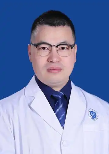 邬凌峰回应"常规体位摆不了,使用特殊体位手术难度就增加很多.