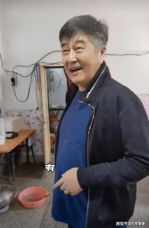 林威是香港演员,曾经和成龙,刘德华都有过合作,在银幕上经常可以看到