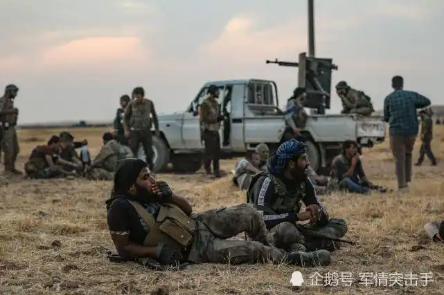 而将时间前推至2020年1月中上旬,据叙利亚"人权观察"网站披露,在拉卡