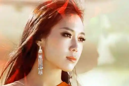 云朵重回梦开始的地方 《我的楼兰》mv首度曝光