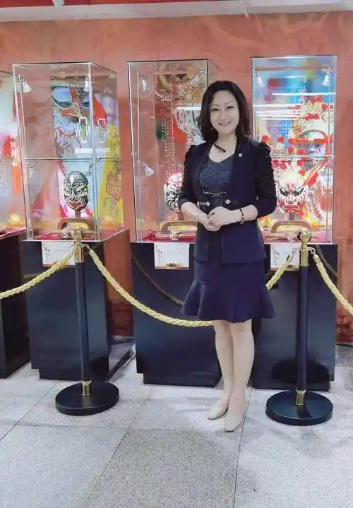 53岁离异女征婚照片(id:5016471)_广东深圳征婚交友_我主良缘网