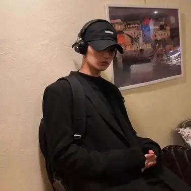 男性适用头像成熟