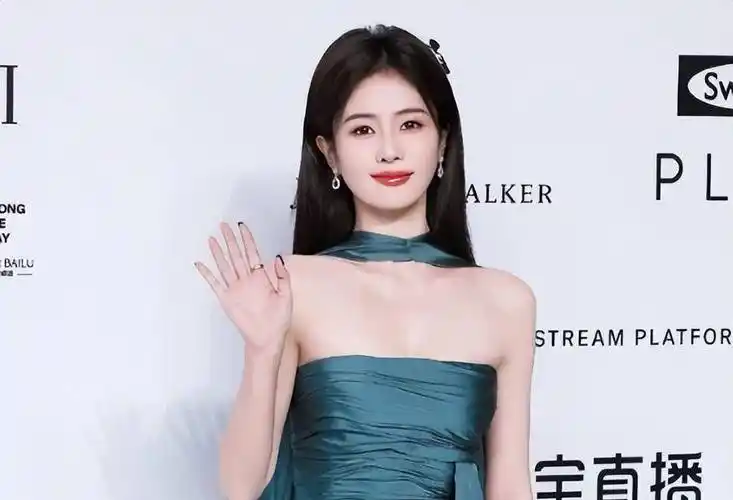 欢娱大排名,宋威龙得第五,吴谨言成老三,许凯,白鹿争第一宝座_公司