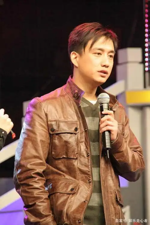 组图:黄磊年轻时旧照 丝毫不逊当红"小鲜肉"