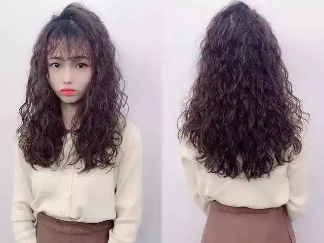 2019年很流行"筷子烫",非常修颜显脸小,也很时髦!