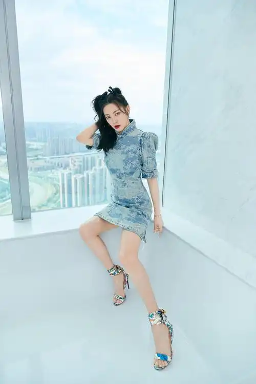 张雨绮高跟凉鞋美jio