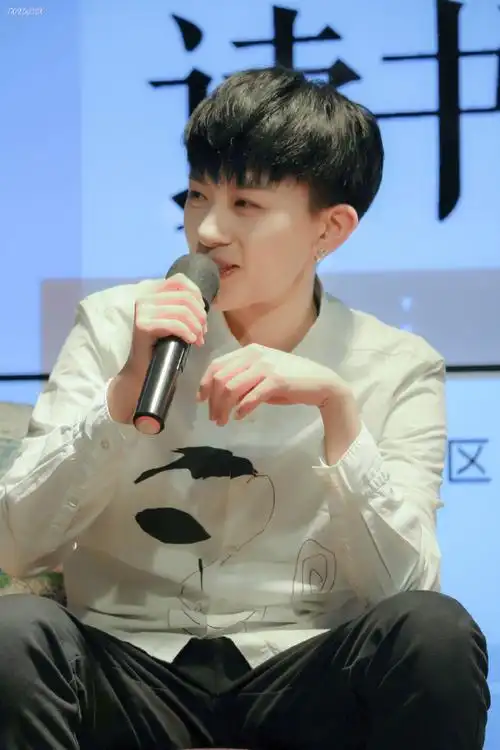 张晓钰##用岁月告白张晓钰#张老师的课堂开课啦98@张晓钰dawn