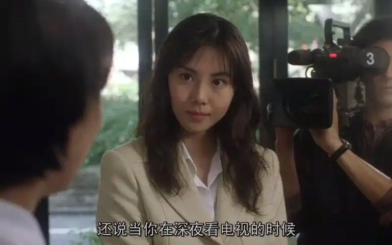 午夜凶铃松岛菜菜子出场片段