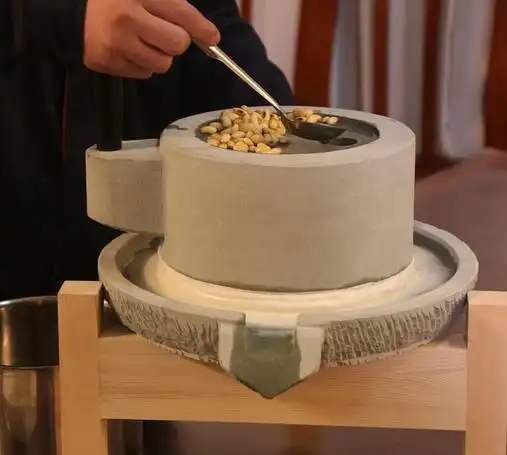 豆浆石磨