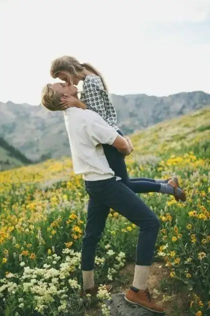 情侣恩爱温馨唯美小清新照