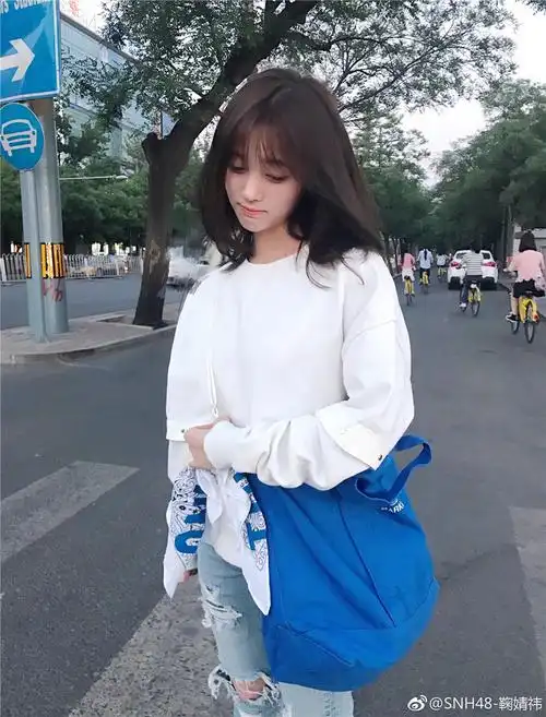 鞠婧祎短发私照高清大图