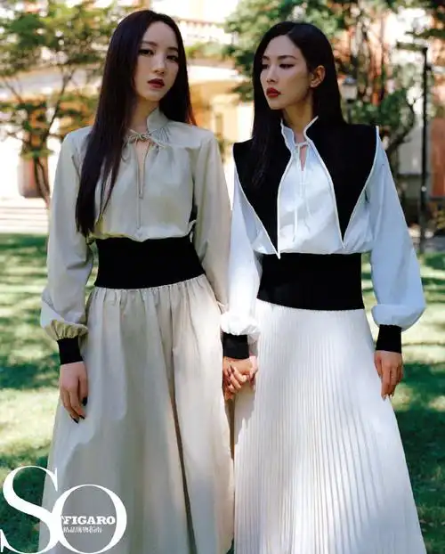 王霏霏孟佳合体写真大片