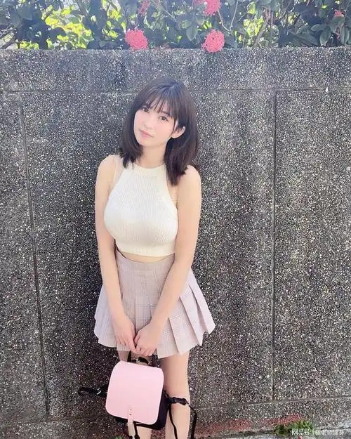 e罩杯大马正妹又妖又纯比基尼身材震惊网友健身效果显著