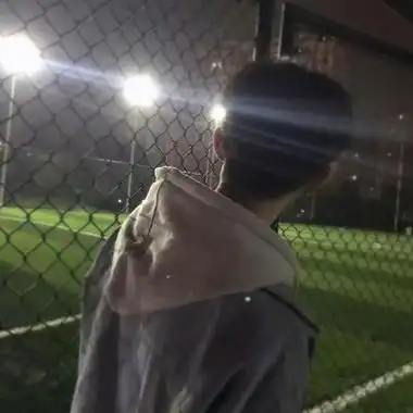 男头背影图片高清好看的男生背影头像图片帅气