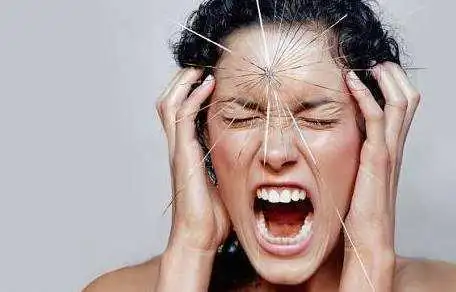 经常烦躁易怒很可能与抑郁症有关还有哪些原因会导致烦躁易怒