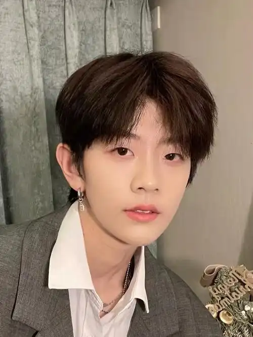 一折假发男韩版帅气中分刘海