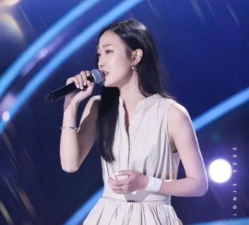 好声音人气学员潘虹上节目前的旧照曝光颜值差距有点大