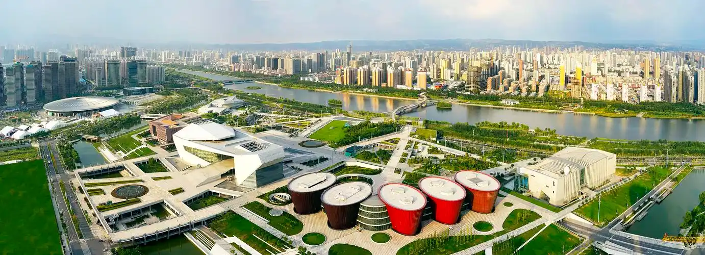 长风商务区总部楼宇经济带活力迸发