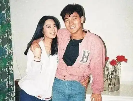 刘德华断崖式哀老白发苍苍一脸皱纹网友泪目歌王该退休了