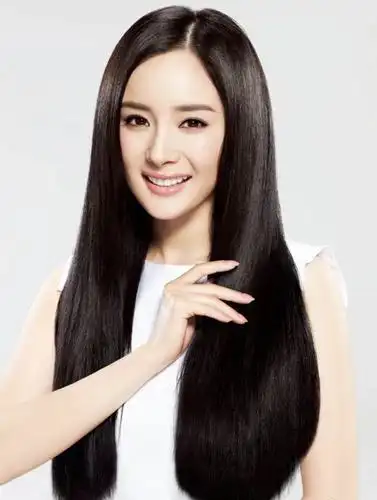 十大笑容最迷人女星,最具治愈力的不是杨幂也不是杨紫,而是她