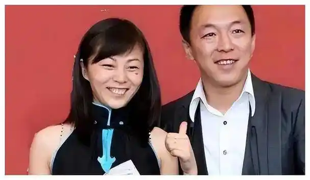 主题黄渤和小欧的感情故事让我们看到了真爱的伟大力量,它不仅能引领