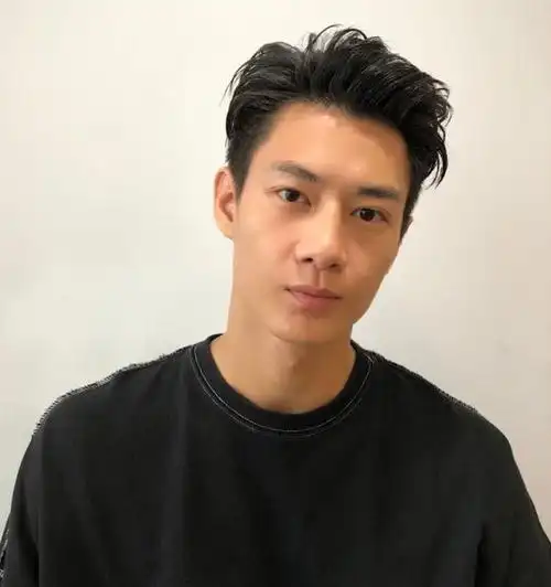 尝试下这4款潮流发型,清爽又帅气|短发|飞机头|烫发|发际线_网易订阅