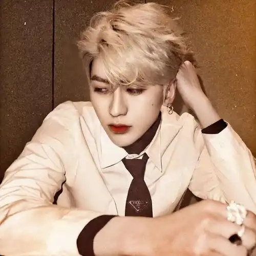 蔡徐坤壁纸累了就往后倒ikun永远是你的靠山