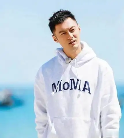 余文乐最新发型2