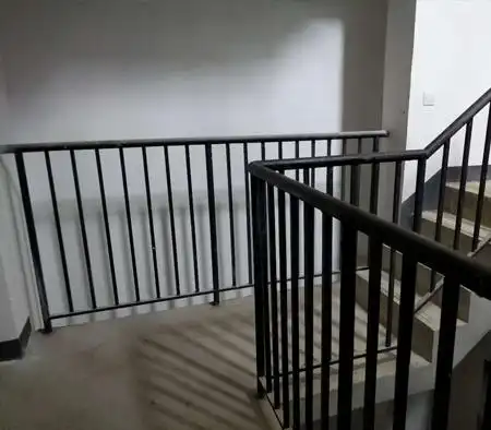 忻州铁楼梯扶手