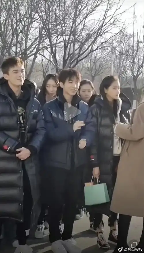 吴磊居然比王俊凯高这么多吗谁虚报身高了