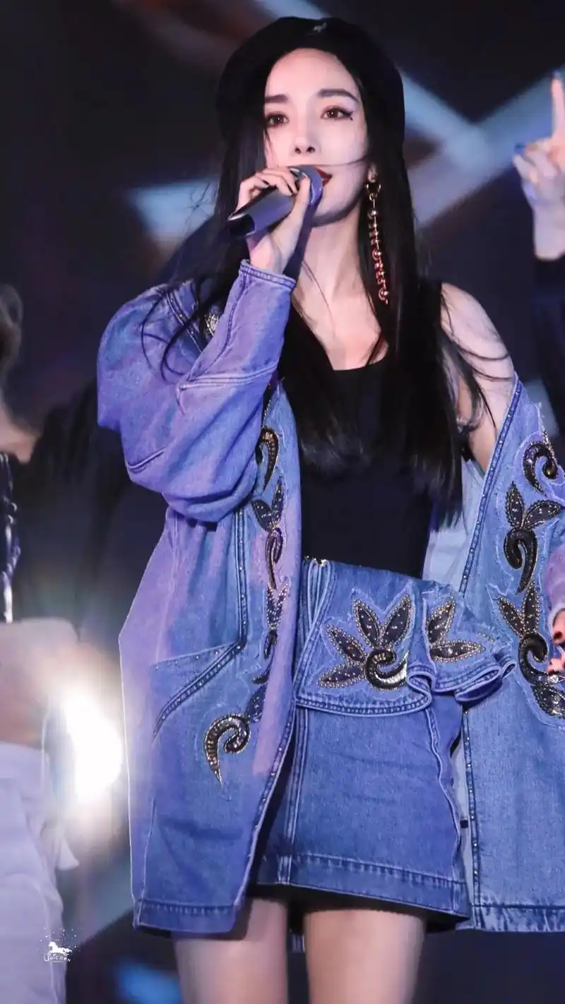 杨幂 #杨幂  - 抖音