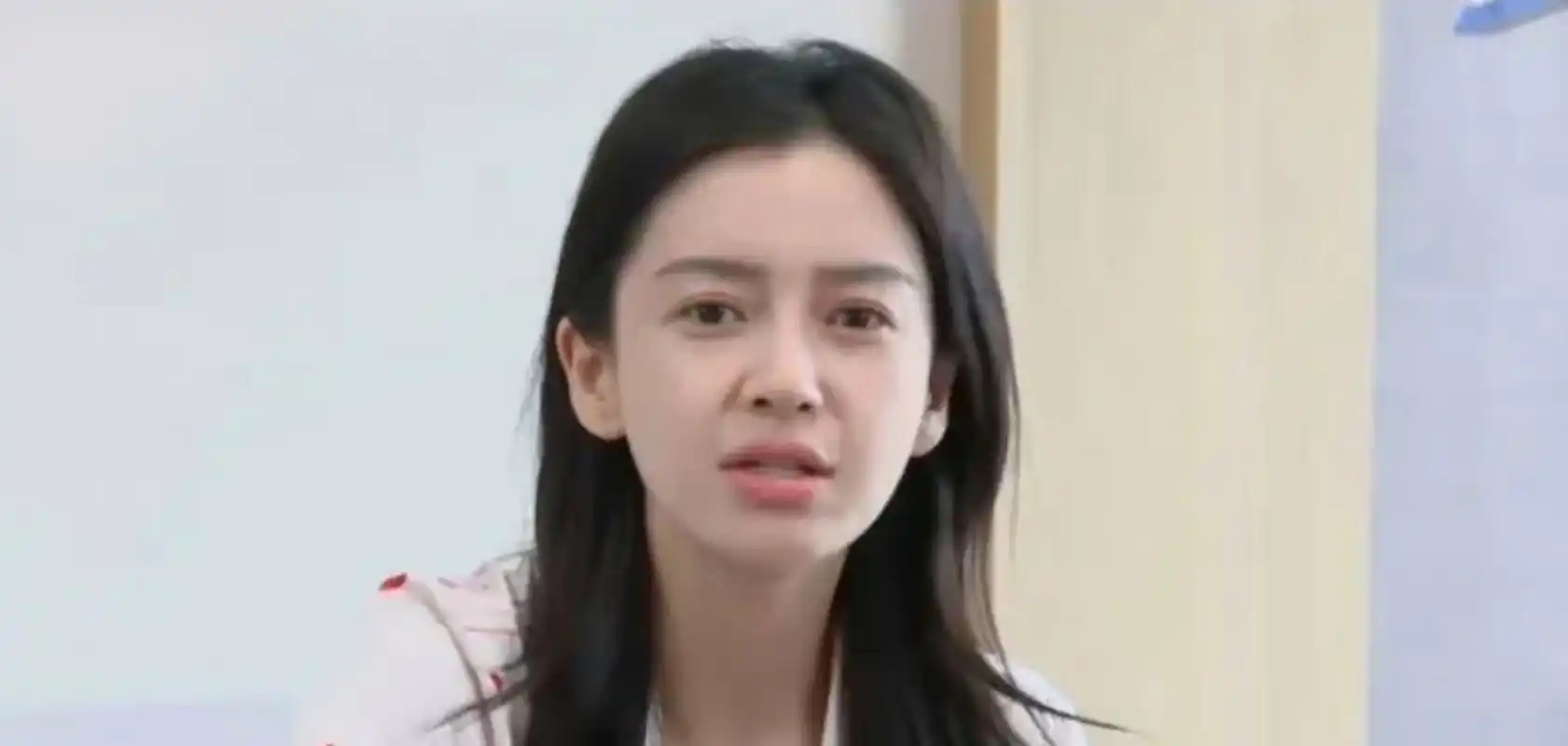 angelababy杨颖的素颜毫不夸张的说,已经打败了一大半女星!