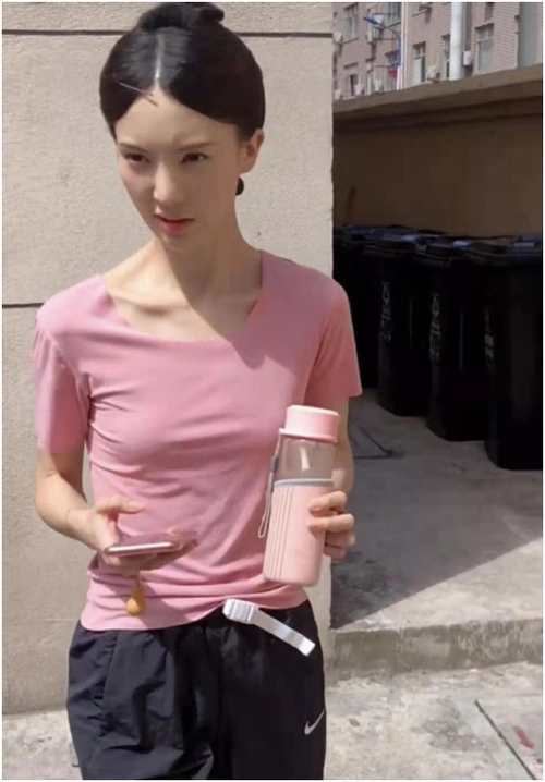 女明星能有多瘦吴谨言被吐槽黑干瘦看到金晨不想减肥了