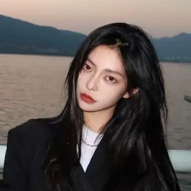 好看的头像女生冷酷霸气超拽女生真人高清微信头像图片大全