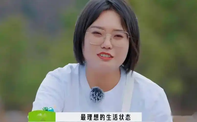 沈月梗王上线,王星越潇洒小孩哥,马嘉祺行程疑曝光做个有趣的人,会比