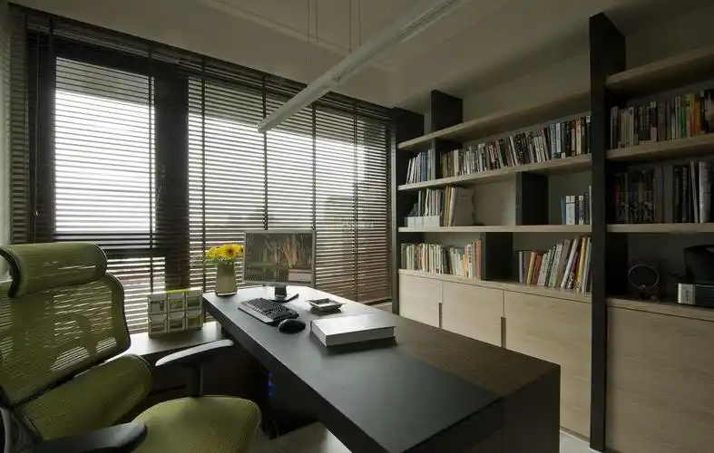 现代简约四居室书房设计_装修图片-保障网装修效果图