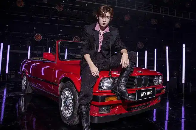 易烊千玺jacksonyee工作室的照片微相册