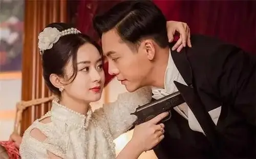 吴亦凡赵丽颖拥抱!吃了时尚灵药的颖宝是怎样悄悄美起来的?