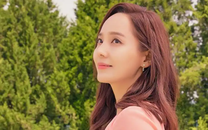 【柳真】【cf】柳真接新代言veclatou面膜!化身大自然中的清新女神