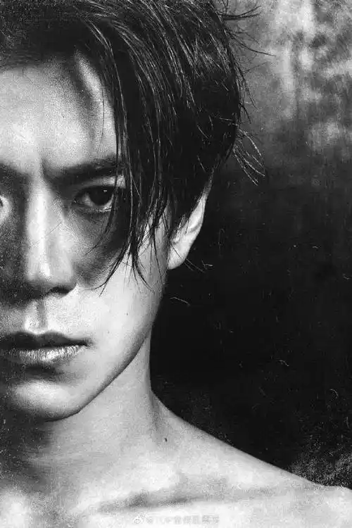 这次他不是苏打绿的吉他手家凯,而是k6@刘家凯,k6刘家凯首张专辑《太