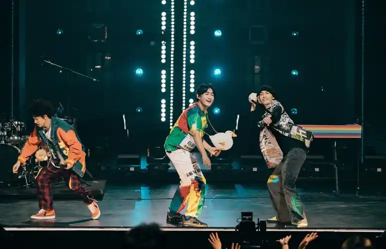 《明日之子乐团季》二次公演考核来袭 胡宇桐成绩垫底崩溃落泪