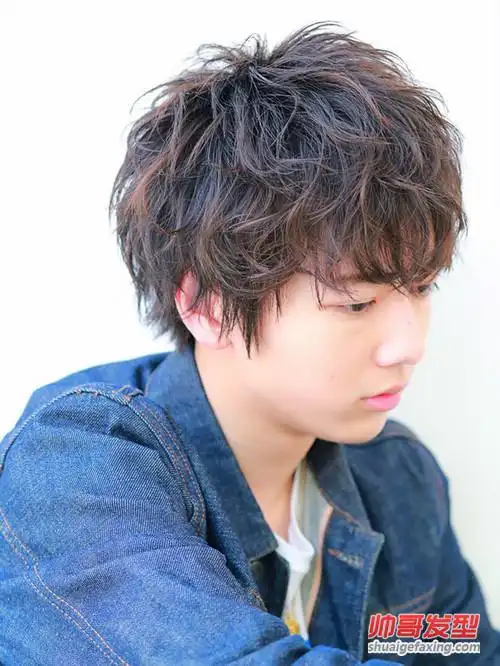 好看的男生空气感刘海烫发图片 男生烫发设计-烟花烫发型-帅哥发型网
