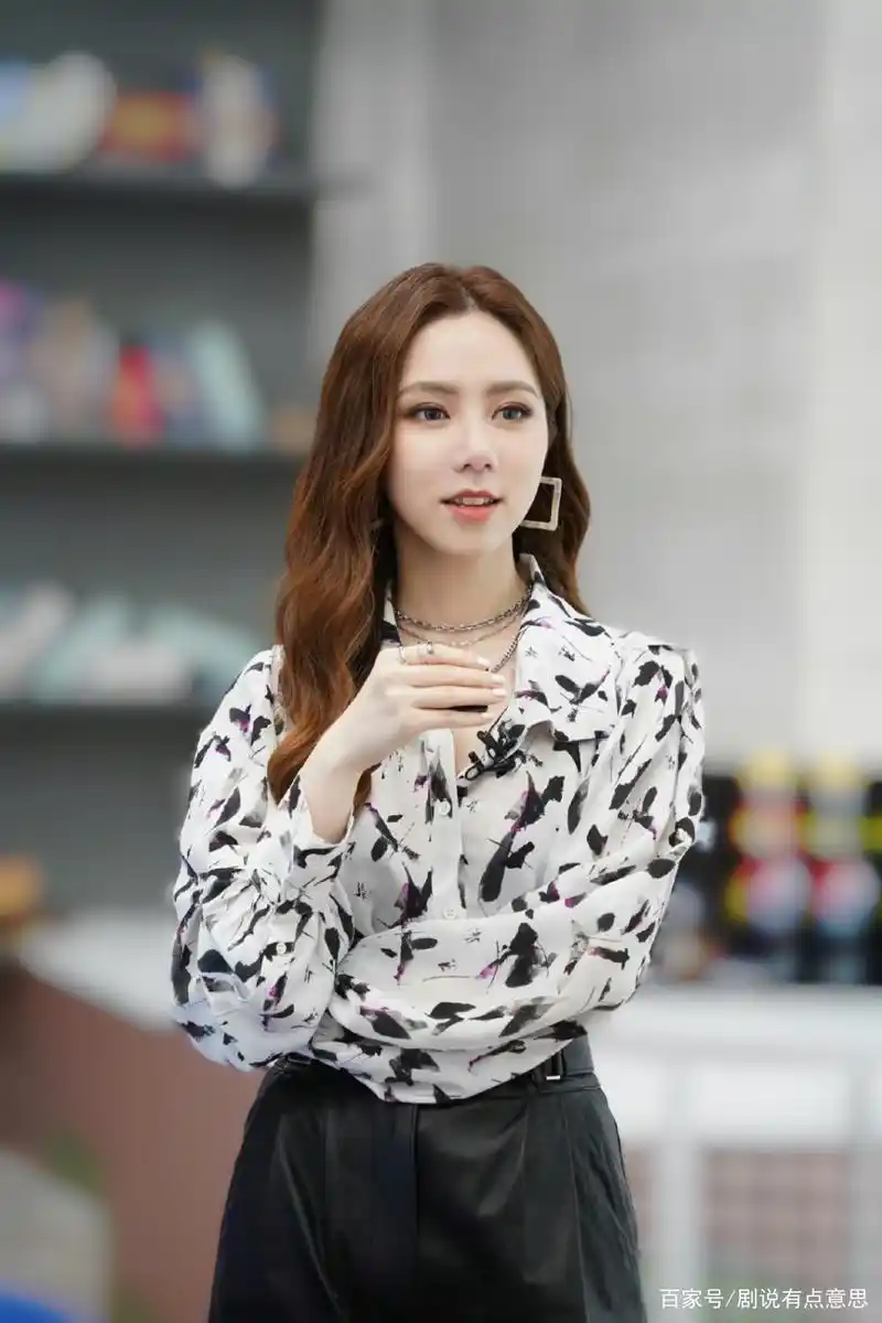 邓紫棋:如花似玉,美丽娇艳