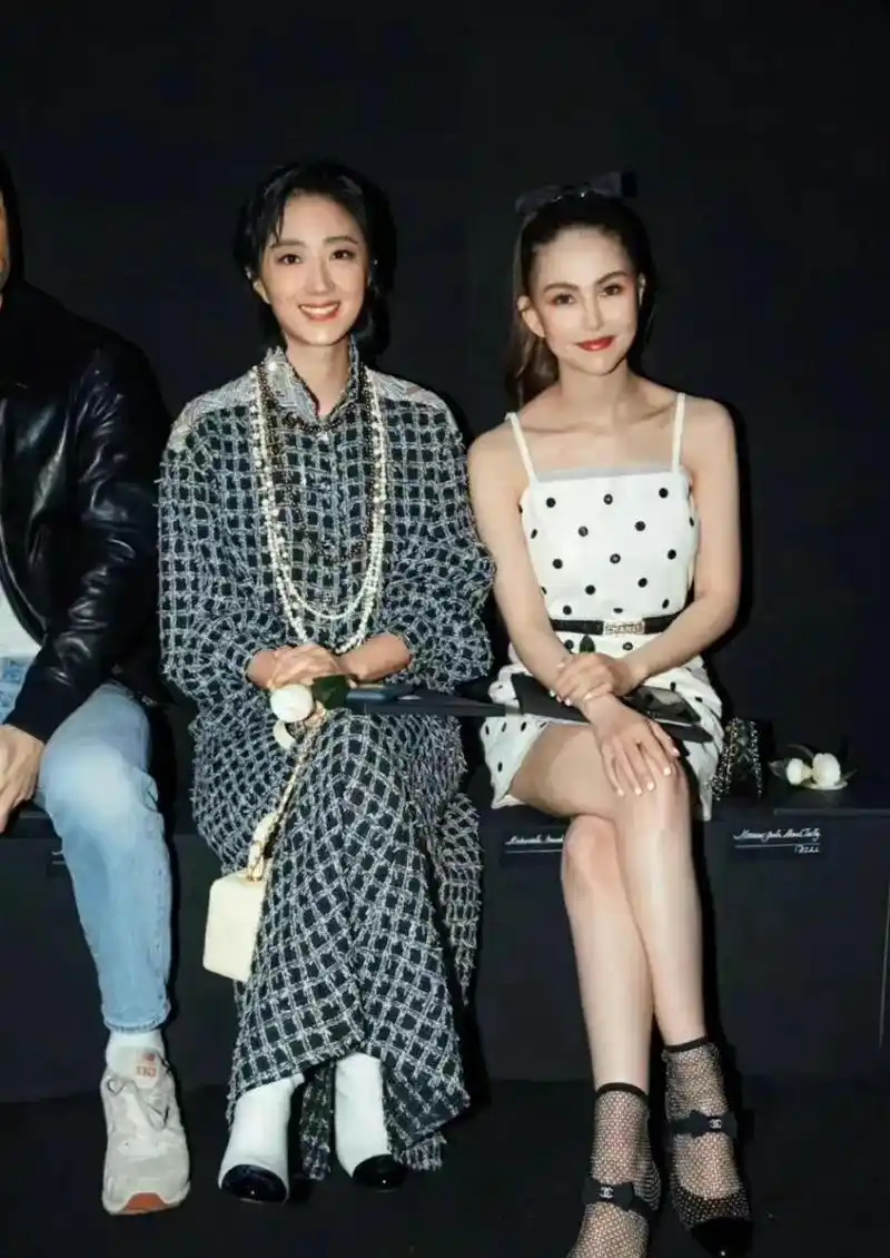 桂纶镁跟昆凌同框,不得不说周杰伦的眼光很不错.