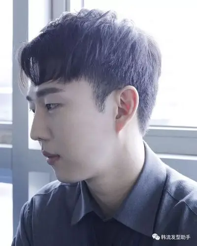 韩国潮流三七分发型